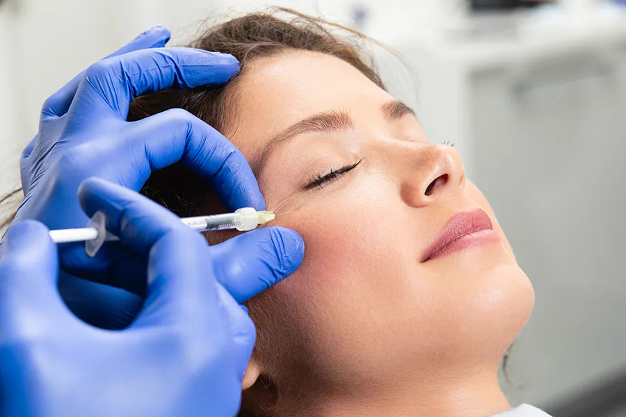 A woman receives a cosmetic plasma injection. Get Plasma Gel 3D treatment from Don D. Fisher, D.O. at The BEST Program in Fort Lauderdale.